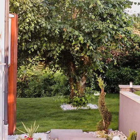 La Du Villa